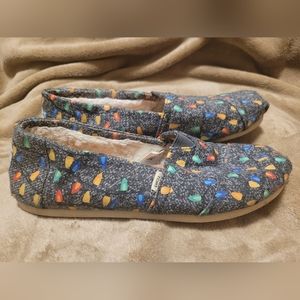 TOMS Gray Christmas lights Size 8 Fauz Fur Lined